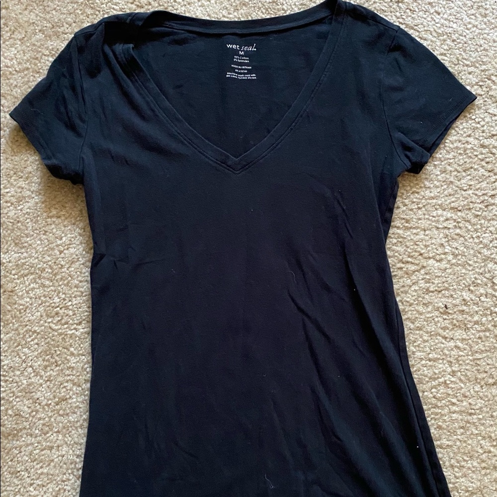 Wet seal short sleeve